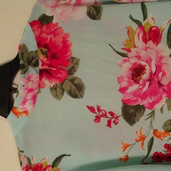 Topper - Picture 6 of 7